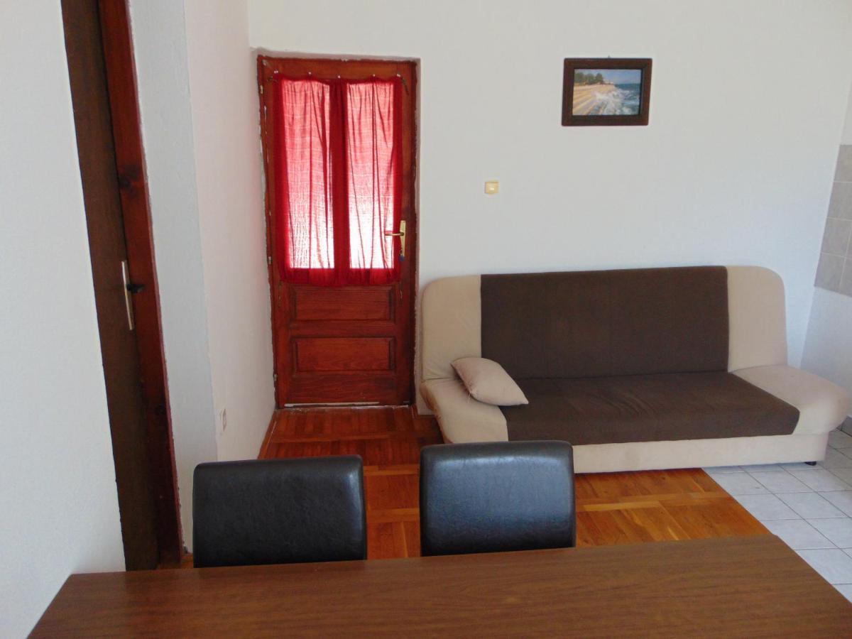 Apartment Mia Zara Esterno foto